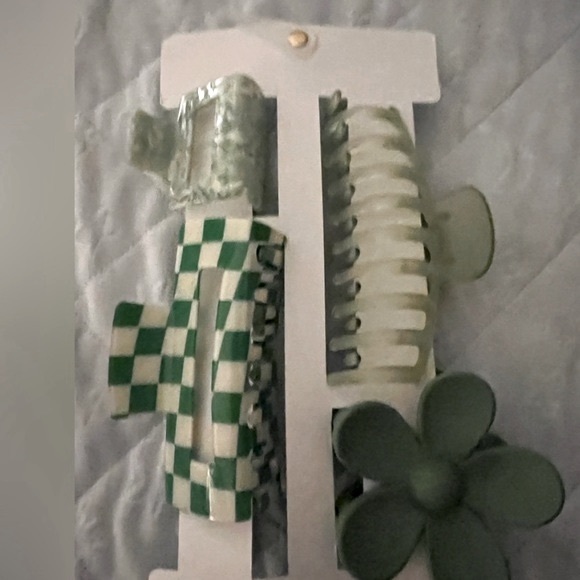 NWT ⚜️☘️⚜️ Piper K set of 4 hair claw clips St. Patrick’s Day - Picture 13 of 14